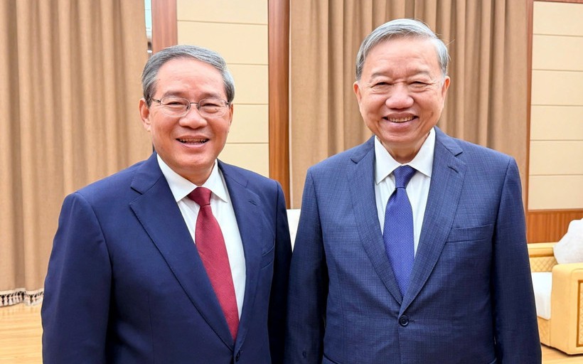 Tổng Bí thư Tô Lâm gặp Chủ tịch Đảng Nước Nga Thống nhất Medvedev - Ảnh 2.