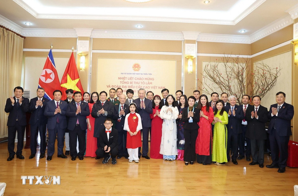 Tổng Bí thư Tô Lâm dự Lễ khánh thành tượng Chủ tịch Hồ Chí Minh tại Triều Tiên - Ảnh 5.