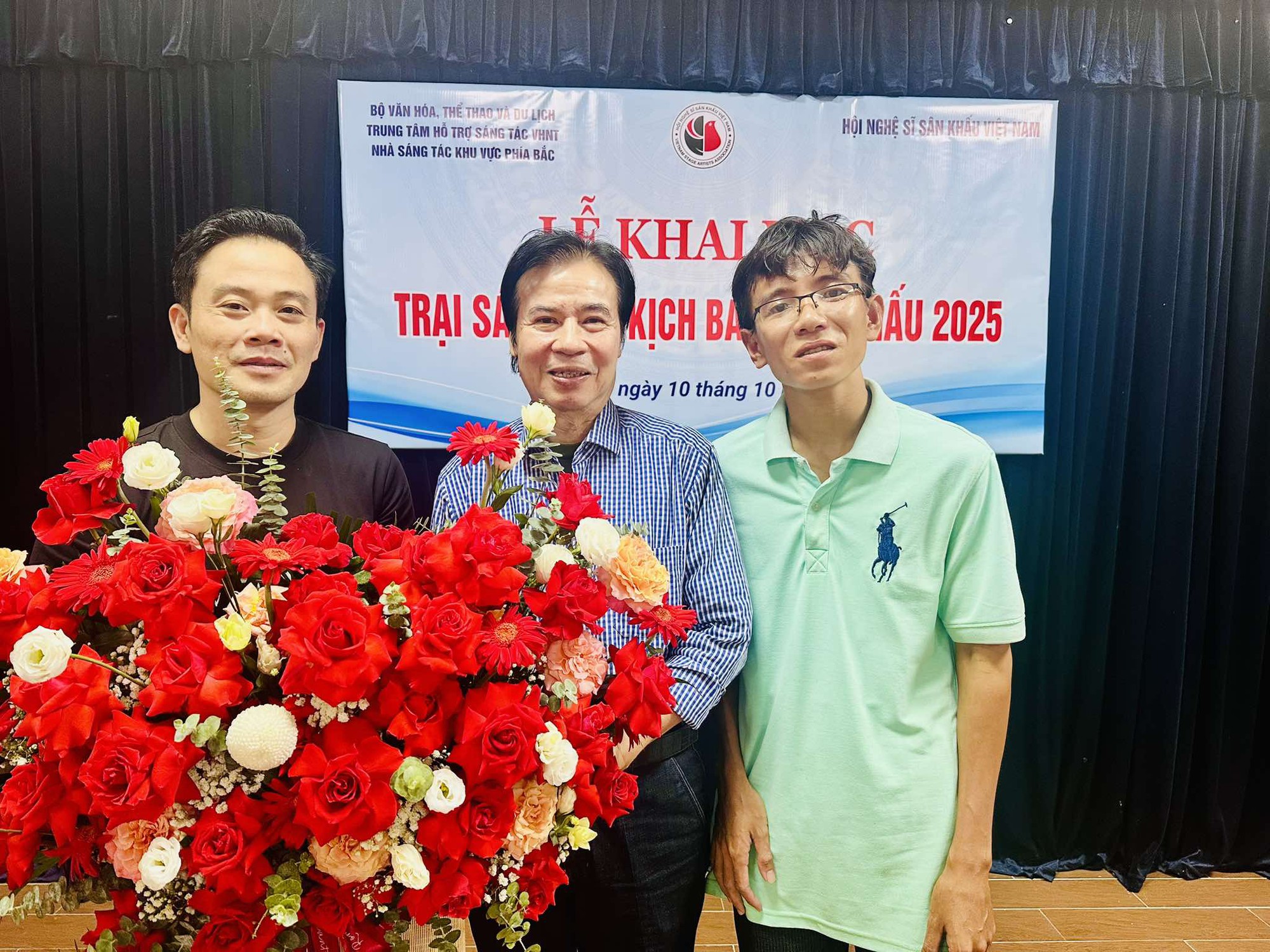 NSND Giang Mạnh Hà - Ươm mầm cho tác giả trẻ là trọng trách của Hội Nghệ sĩ Sân khấu Việt Nam - Ảnh 6.