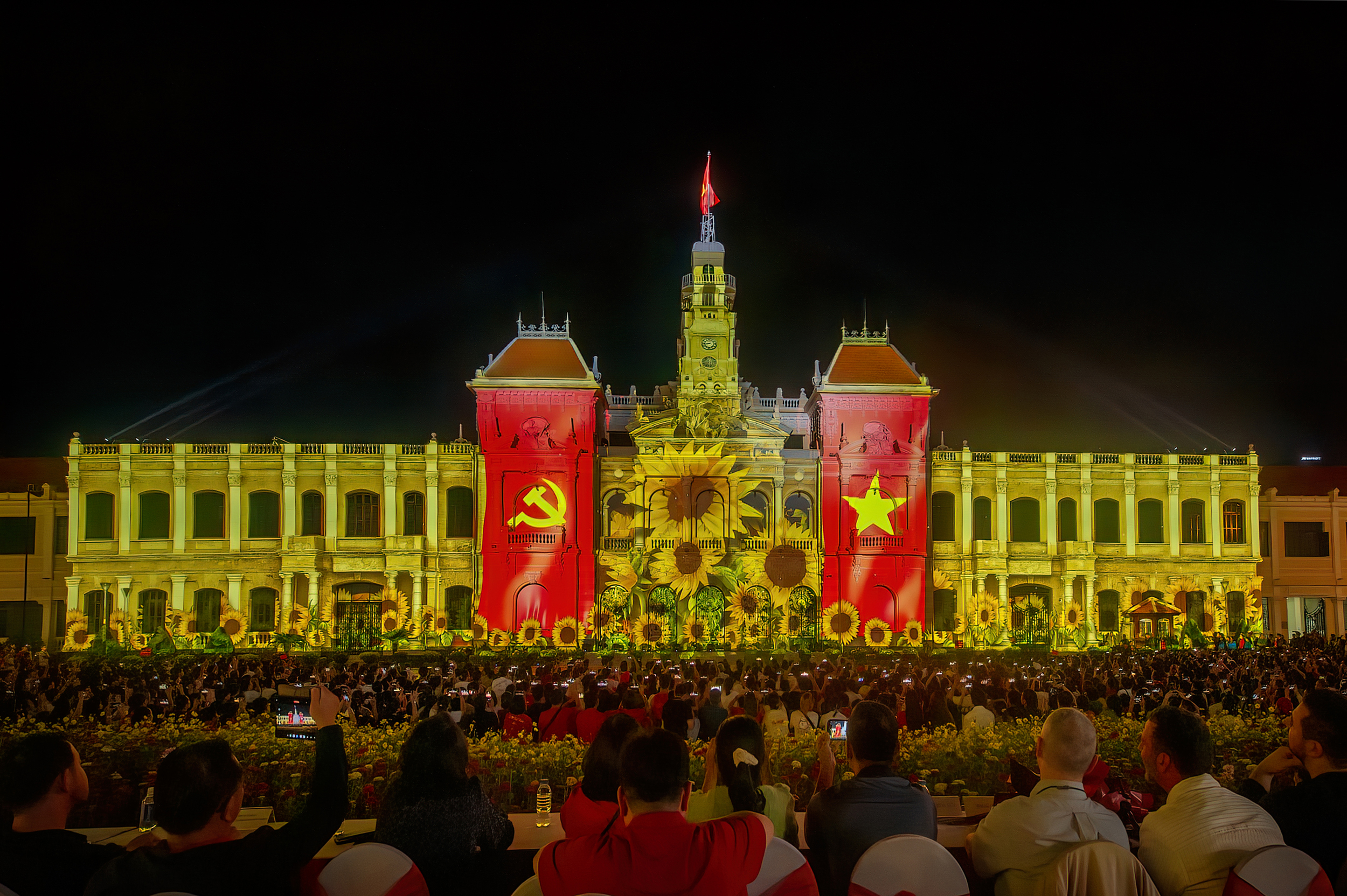 Lễ hội với lá cờ Tổ quốc - Ảnh 5.
