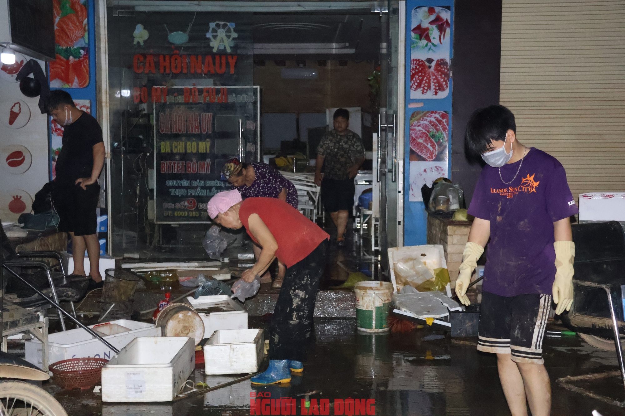 Người dân Thái Nguyên khắc phục hậu quả trận lũ lịch sử chưa từng có - Ảnh 11.