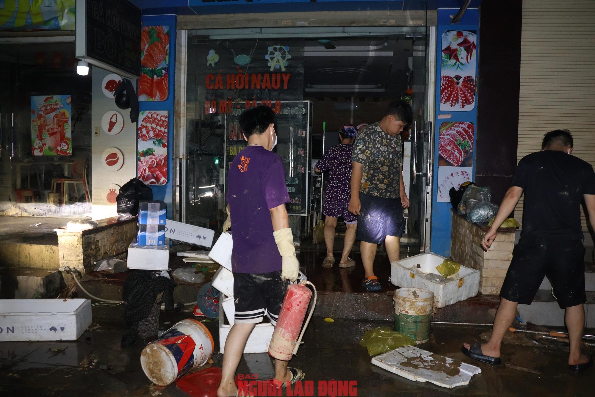 Người dân Thái Nguyên khắc phục hậu quả trận lũ lịch sử chưa từng có - Ảnh 17.