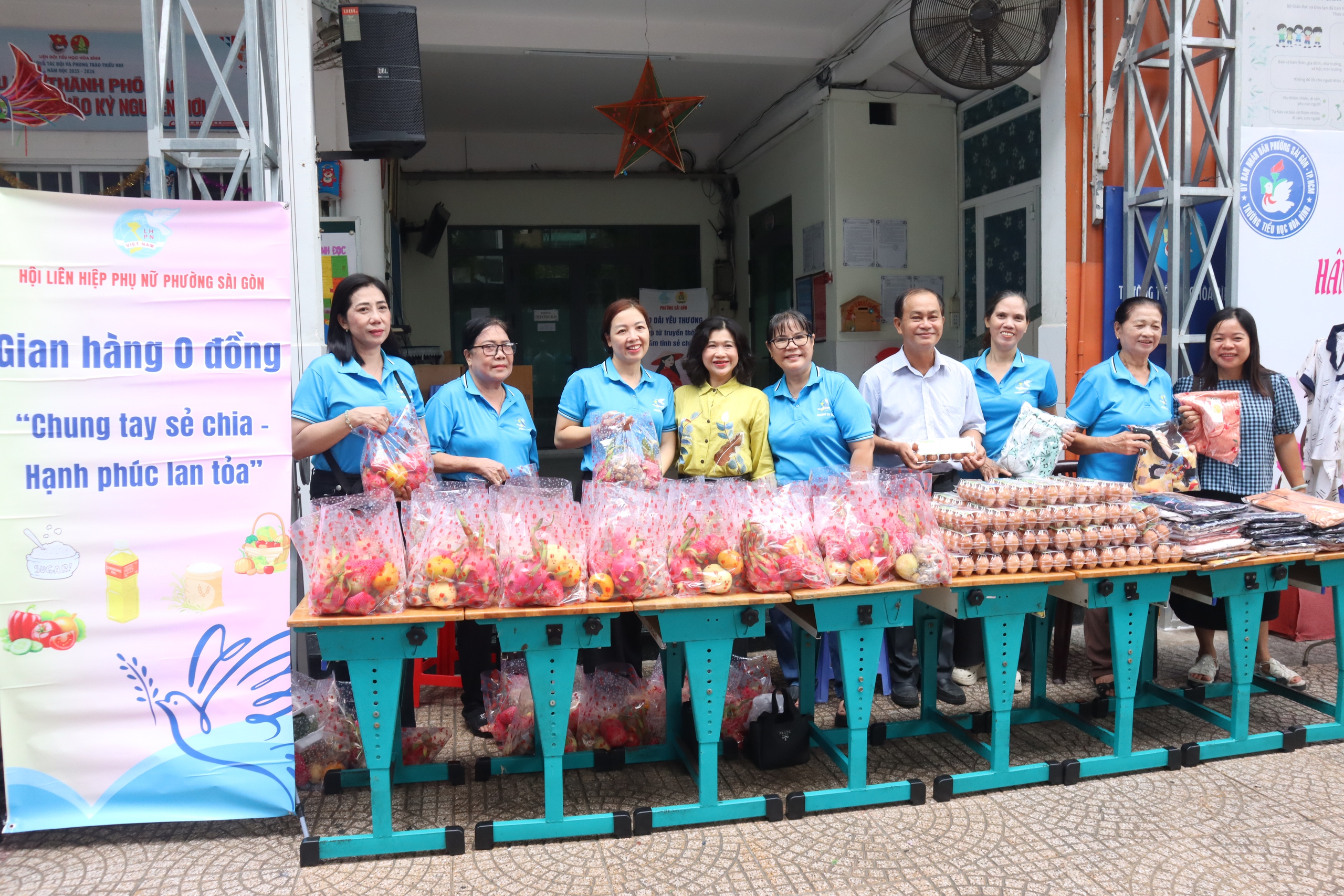 Phường Sài Gòn tổ chức nhiều hoạt động ý nghĩa chào mừng Đại hội Đại biểu Đảng bộ TP HCM - Ảnh 4.