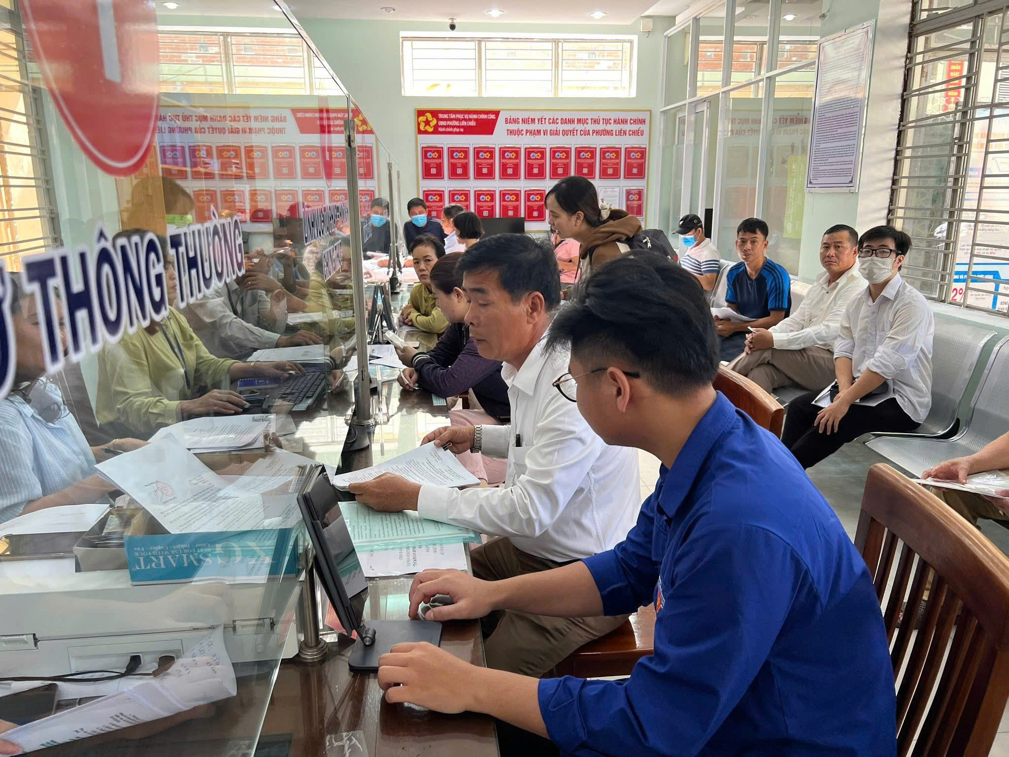 Phường Liên Chiểu giải thích số thứ tự 42 khi chỉ 10 người có mặt - Ảnh 1.