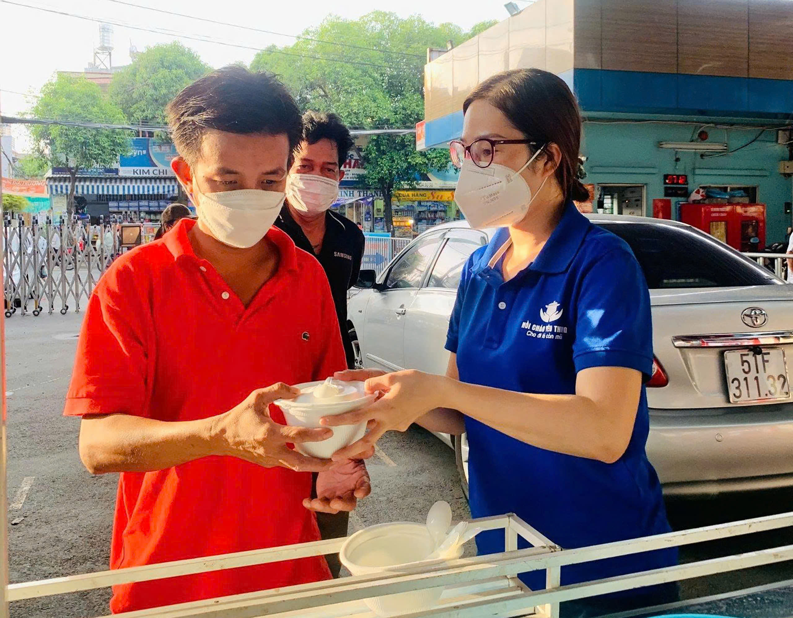 Bất ngờ với hình ảnh cuối tuần ở Bệnh viện Đa khoa Thủ Đức - Ảnh 4.