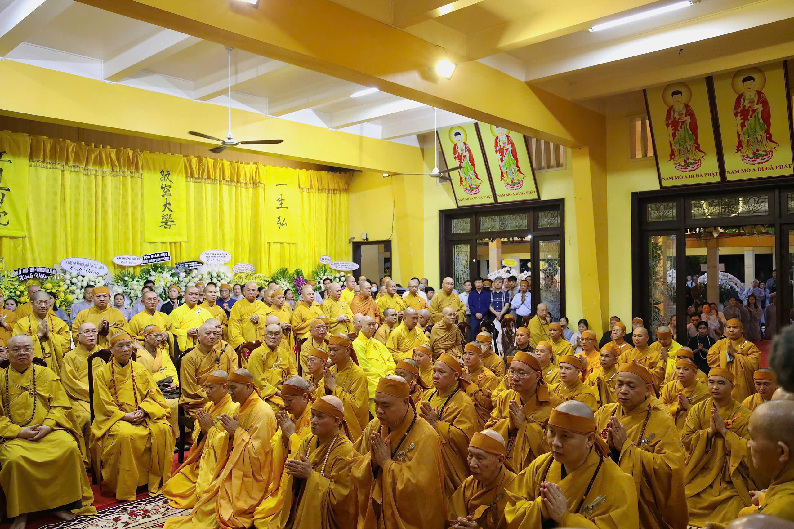 Trang nghiêm lễ truy niệm Trưởng lão Hòa thượng Thích Trí Tịnh - Ảnh 5.