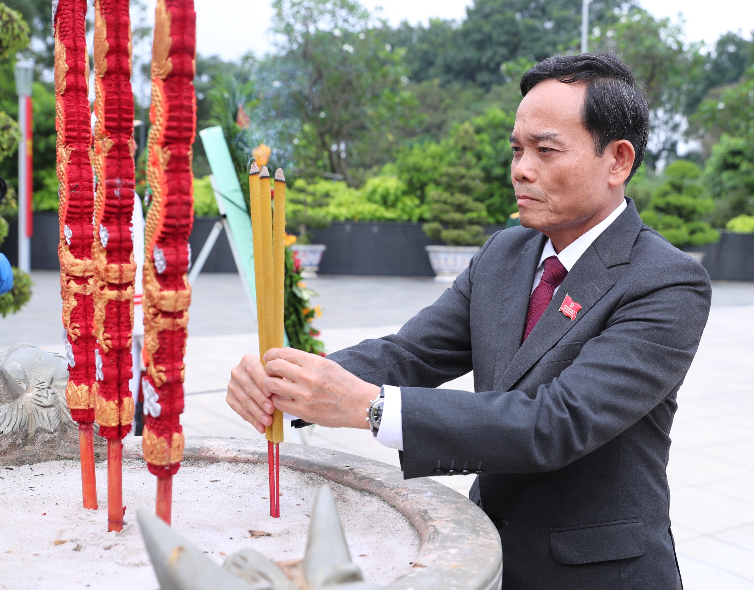 Chào đón sự kiện trọng đại - Ảnh 3. Chào đón sự kiện trọng đại - Ảnh 3.