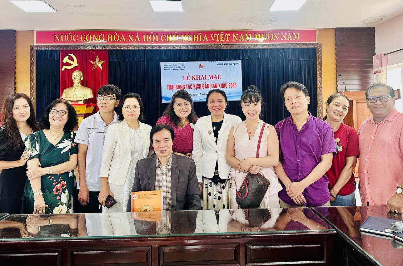 NSND Giang Mạnh Hà: "Kịch bản là gốc rễ để sân khấu chinh phục khán giả" - Ảnh 2.