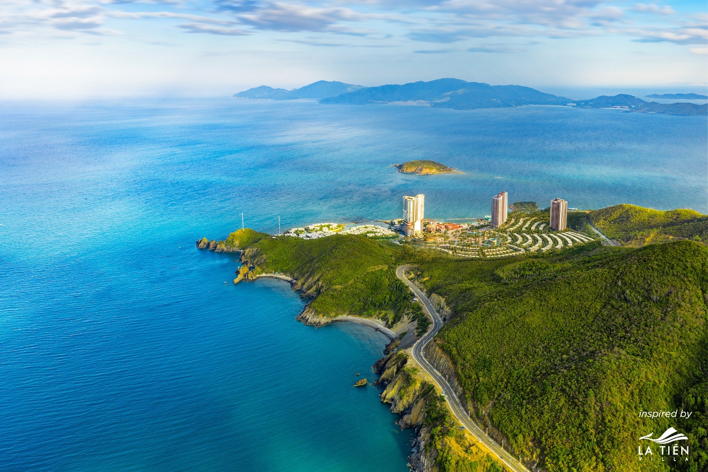 Villa Compound mặt biển nội đô Nha Trang: Đầu tư an toàn, bền vững - Ảnh 1.