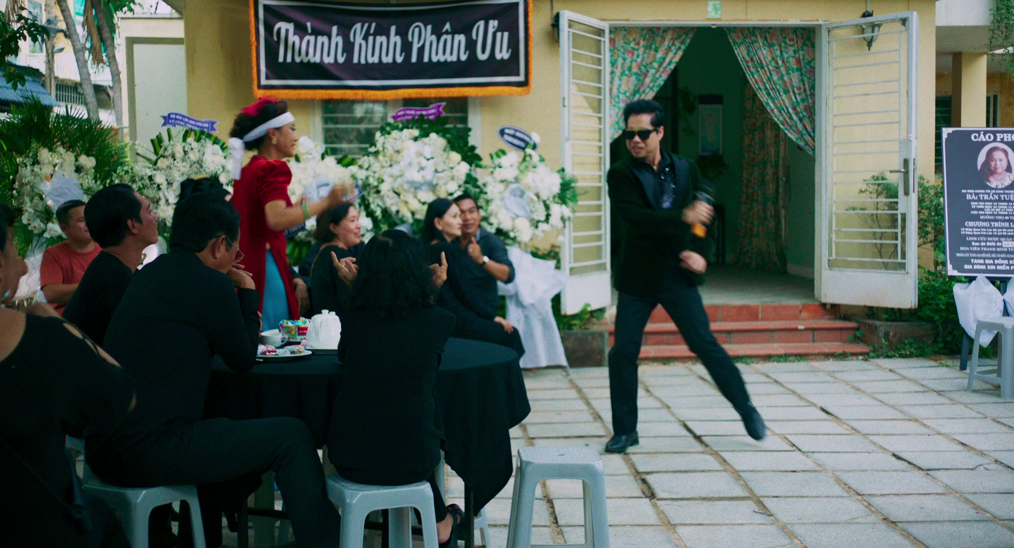 Phim có Ngọc Sơn, Ái Như, Hồng Ánh… tung trailer gây sốc - Ảnh 11.