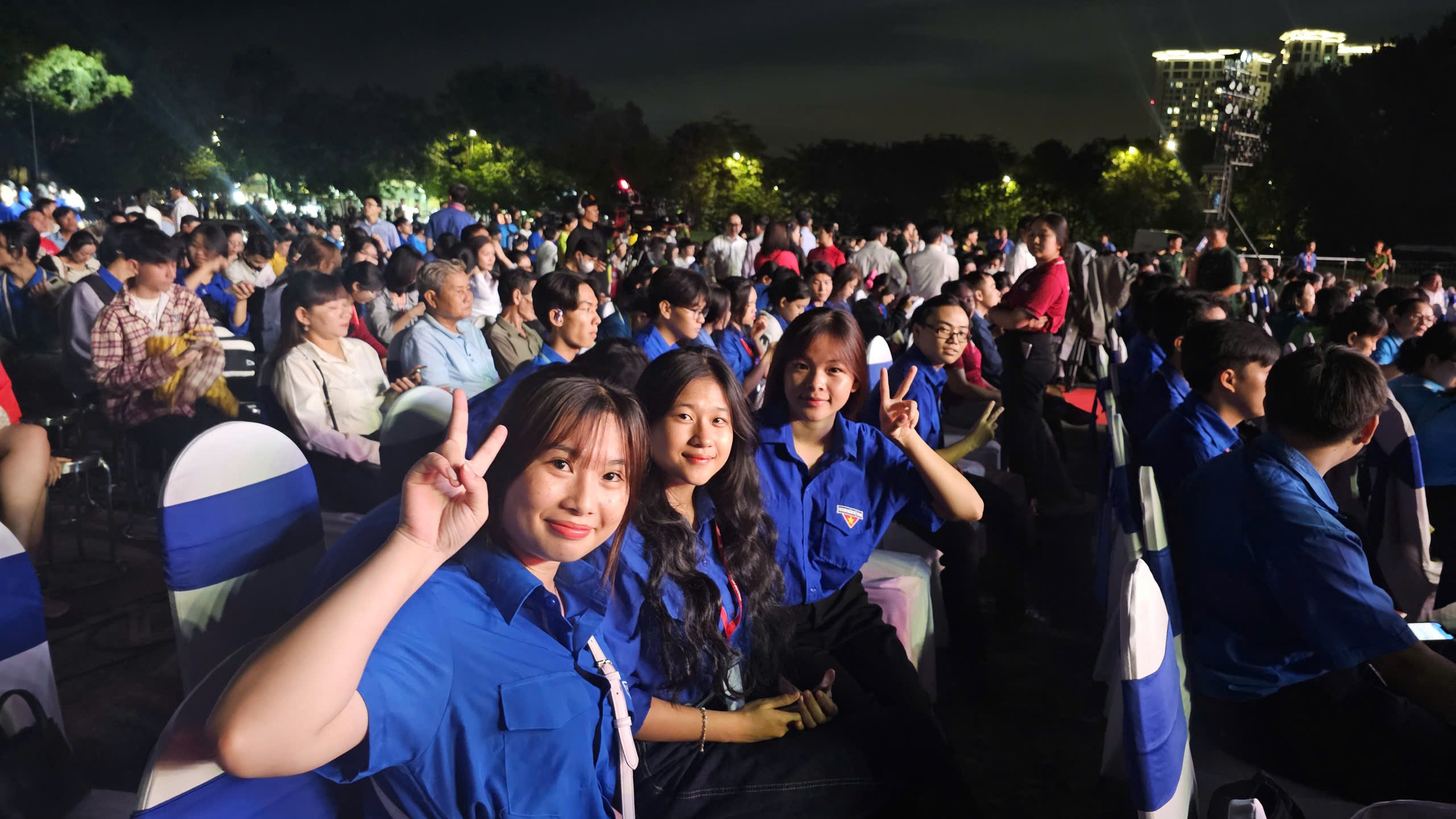 Chương trình nghệ thuật chào mừng Đại hội Đảng bộ TP HCM: Cảm xúc và ý nghĩa chính trị - Ảnh 2. Chương trình nghệ thuật chào mừng Đại hội Đảng bộ TP HCM: Cảm xúc và ý nghĩa chính trị - Ảnh 2.