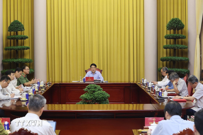 Chủ tịch nước Lương Cường đảm bảo Lễ mở ký Công ước Hà Nội diễn ra thành công - Ảnh 3. Chủ tịch nước Lương Cường đảm bảo Lễ mở ký Công ước Hà Nội diễn ra thành công - Ảnh 3.