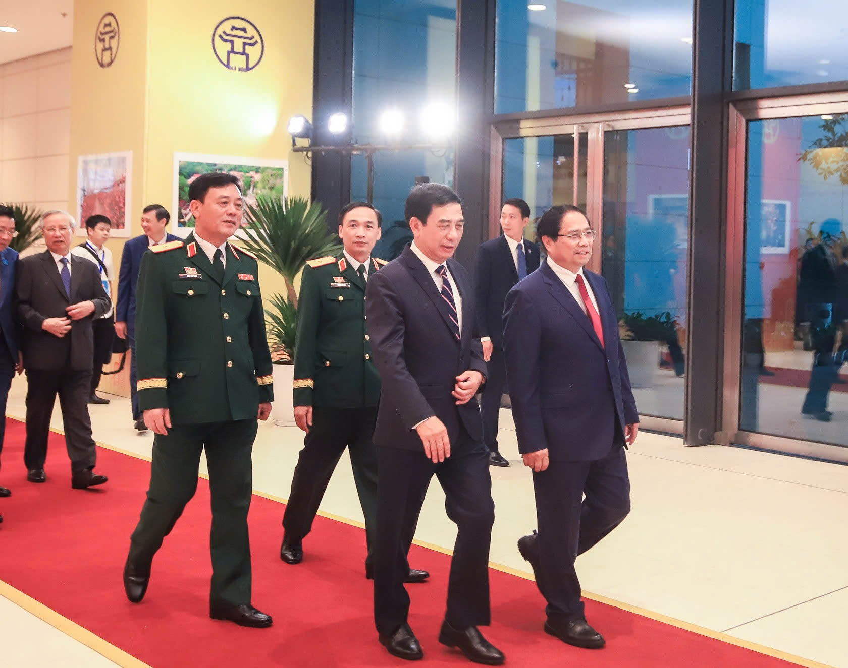 Tổng Bí thư dự phiên khai mạc Đại hội Đại biểu Đảng bộ TP Hà Nội lần thứ XVIII - Ảnh 5.