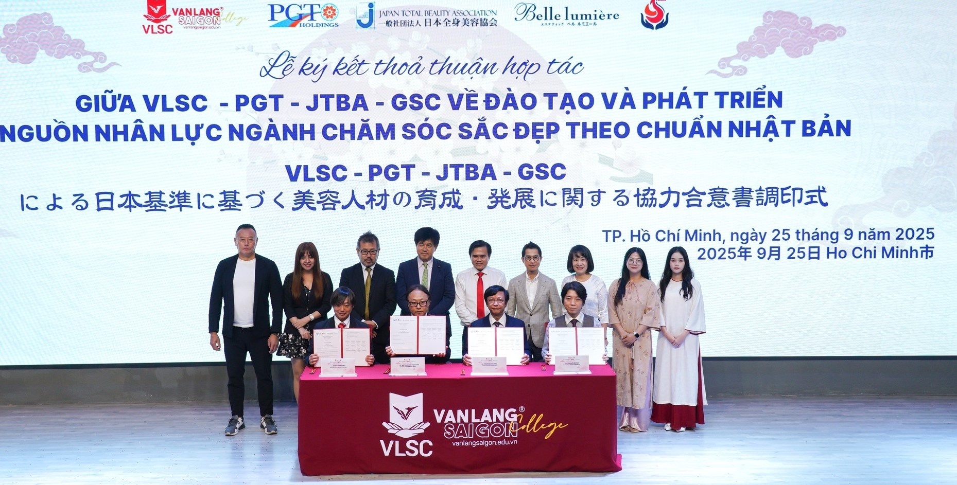 Nghề chăm sóc sắc đẹp Việt Nam "lấn sân" thị trường quốc tế - Ảnh 2.