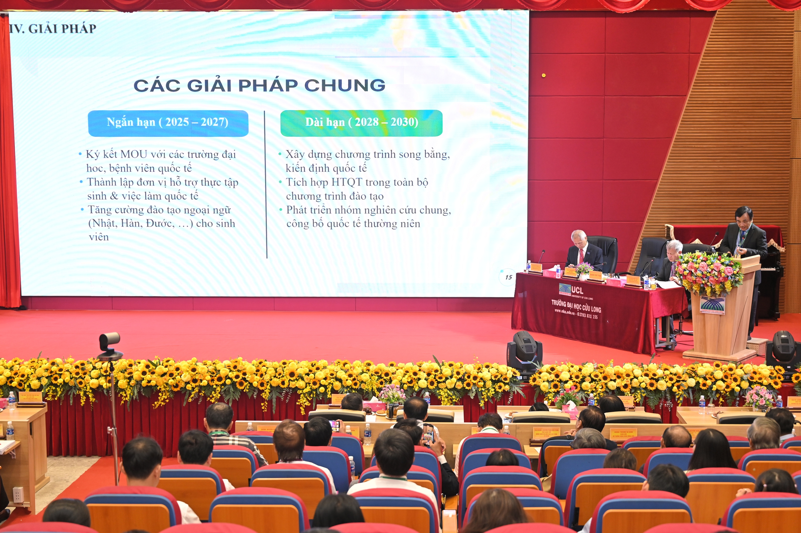 500 nhà khoa học và 2.000 đại biểu tham dự hội thảo khoa học do Trường ĐH Cửu Long tổ chức - Ảnh 6.