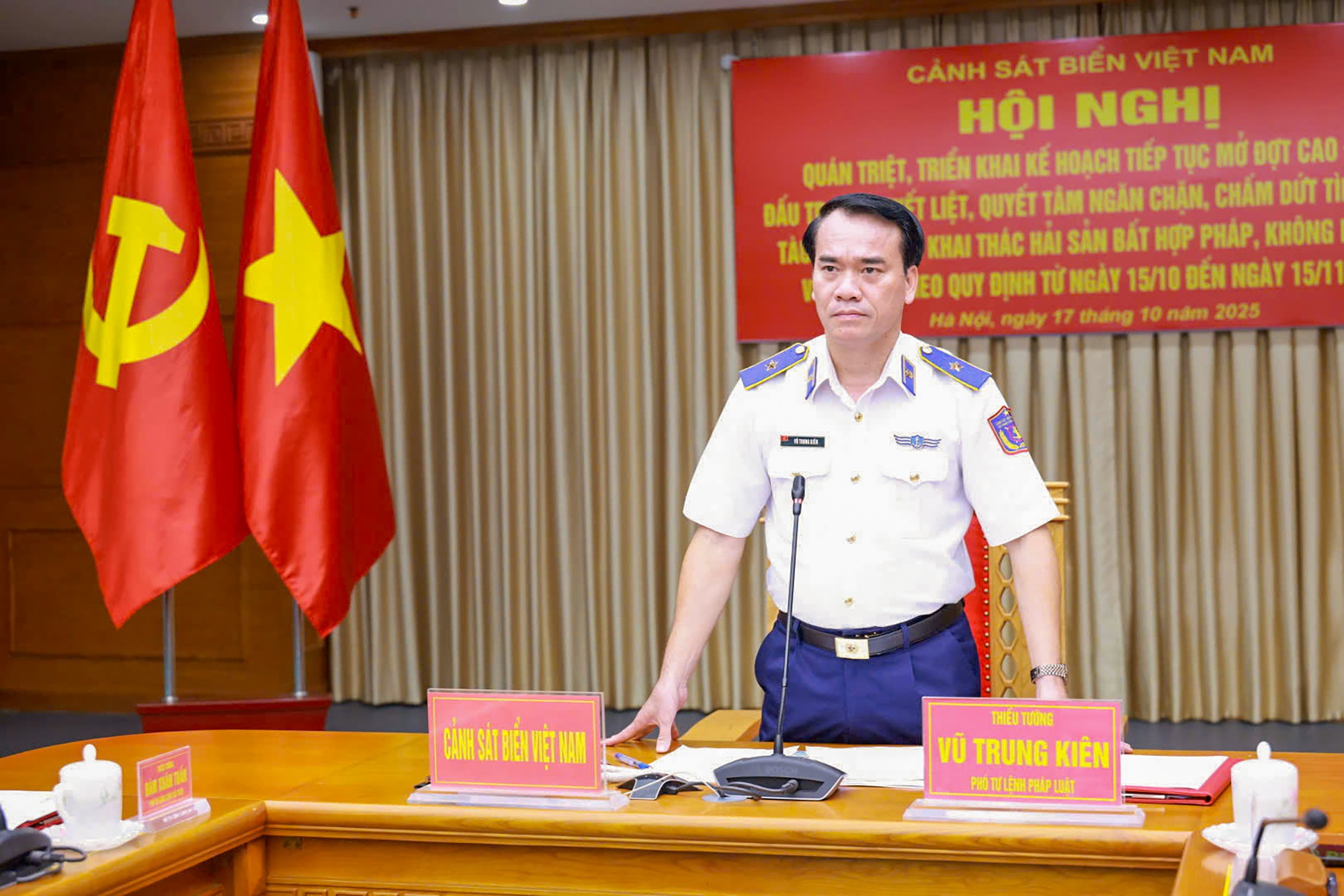 Cảnh sát biển Việt Nam: Cao điểm chống khai thác IUU - Ảnh 2.