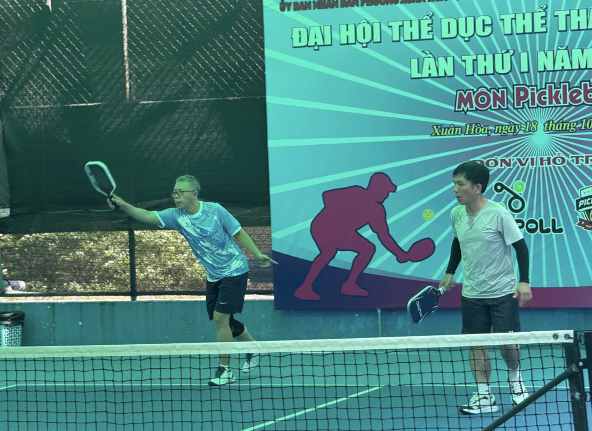 Pickleball mở màn nóng bỏng Đại hội Thể dục thể thao liên phường lần I-2025 - Ảnh 1.