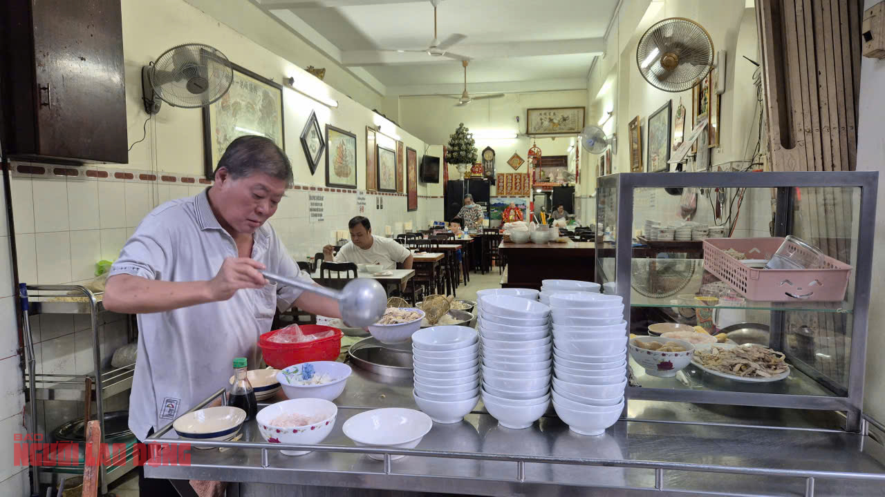 Có thật quán ăn lâu năm vẫn sống khỏe giữa bão cạnh tranh ngành F&B? - Ảnh 2. Có thật quán ăn lâu năm vẫn sống khỏe giữa bão cạnh tranh ngành F&B? - Ảnh 2.