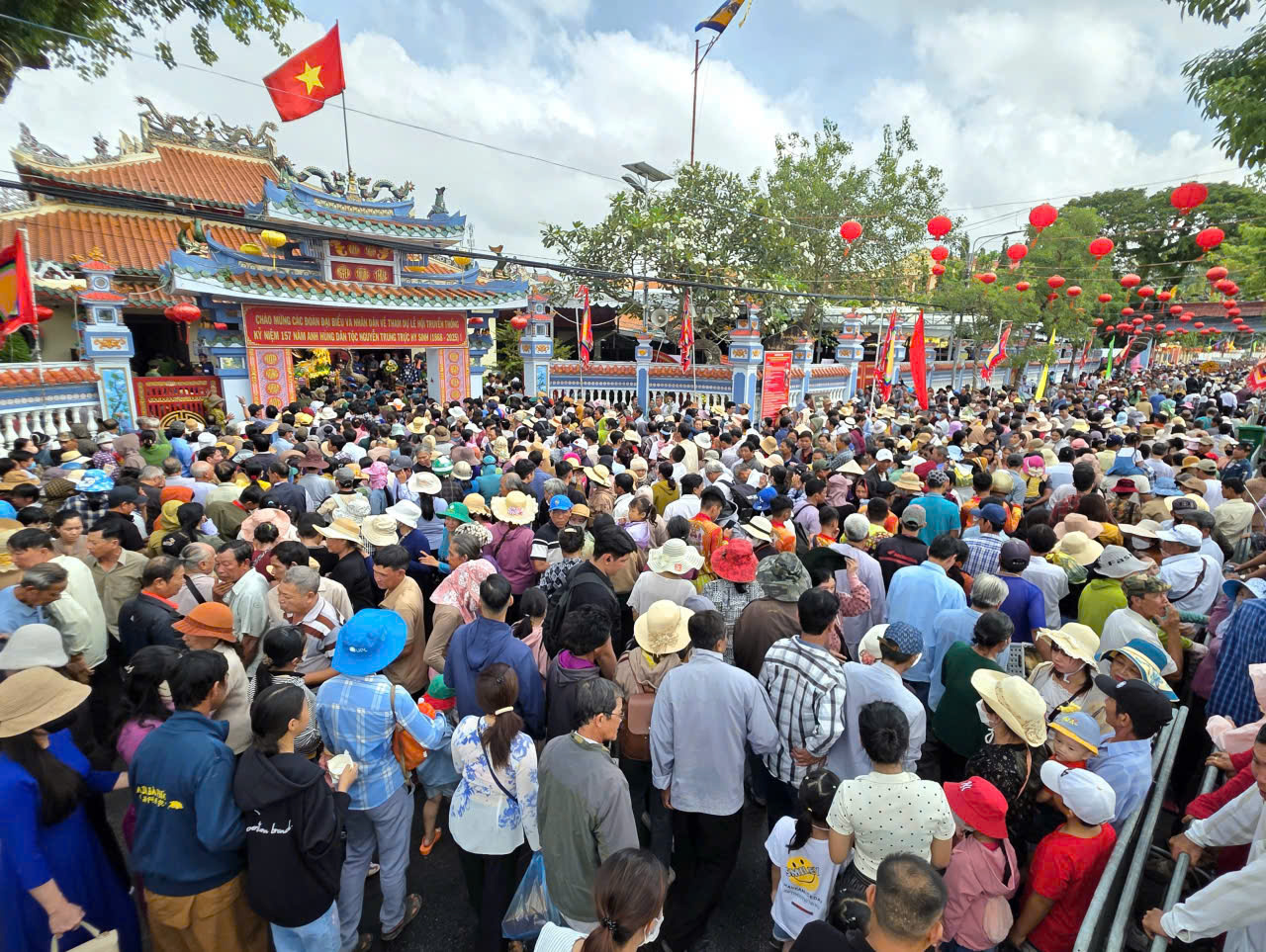 - Ảnh 6. - Ảnh 6.