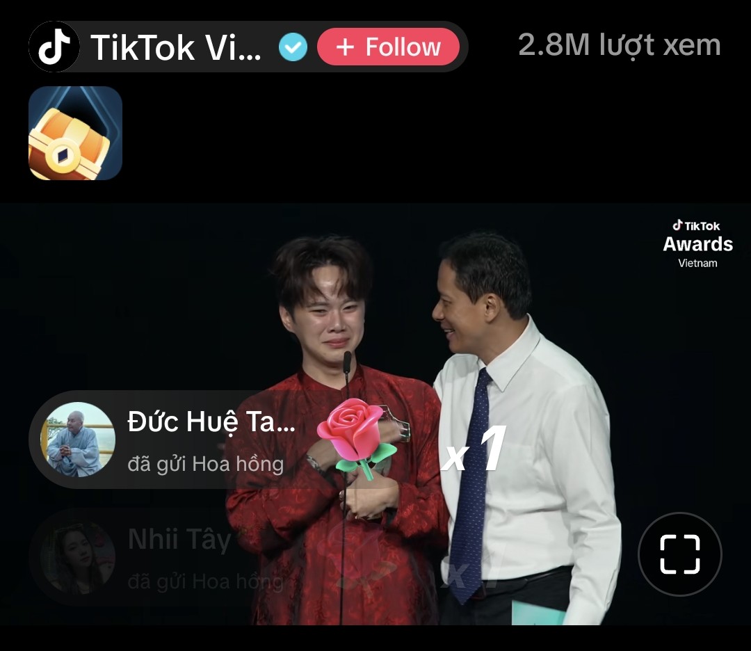 Ngọc Kem giành giải bán hàng xuất sắc tại TikTok Awards Việt Nam 2025 - Ảnh 3. Ngọc Kem giành giải bán hàng xuất sắc tại TikTok Awards Việt Nam 2025 - Ảnh 3.