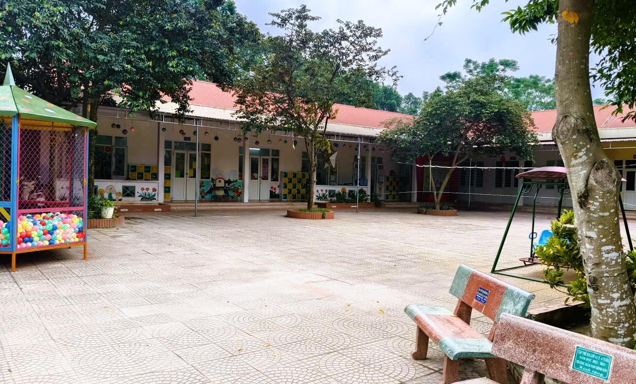 Tòa tuyên 1 xã ở Thanh Hóa phải bồi thường 390 triệu đồng cho dân - Ảnh 2.