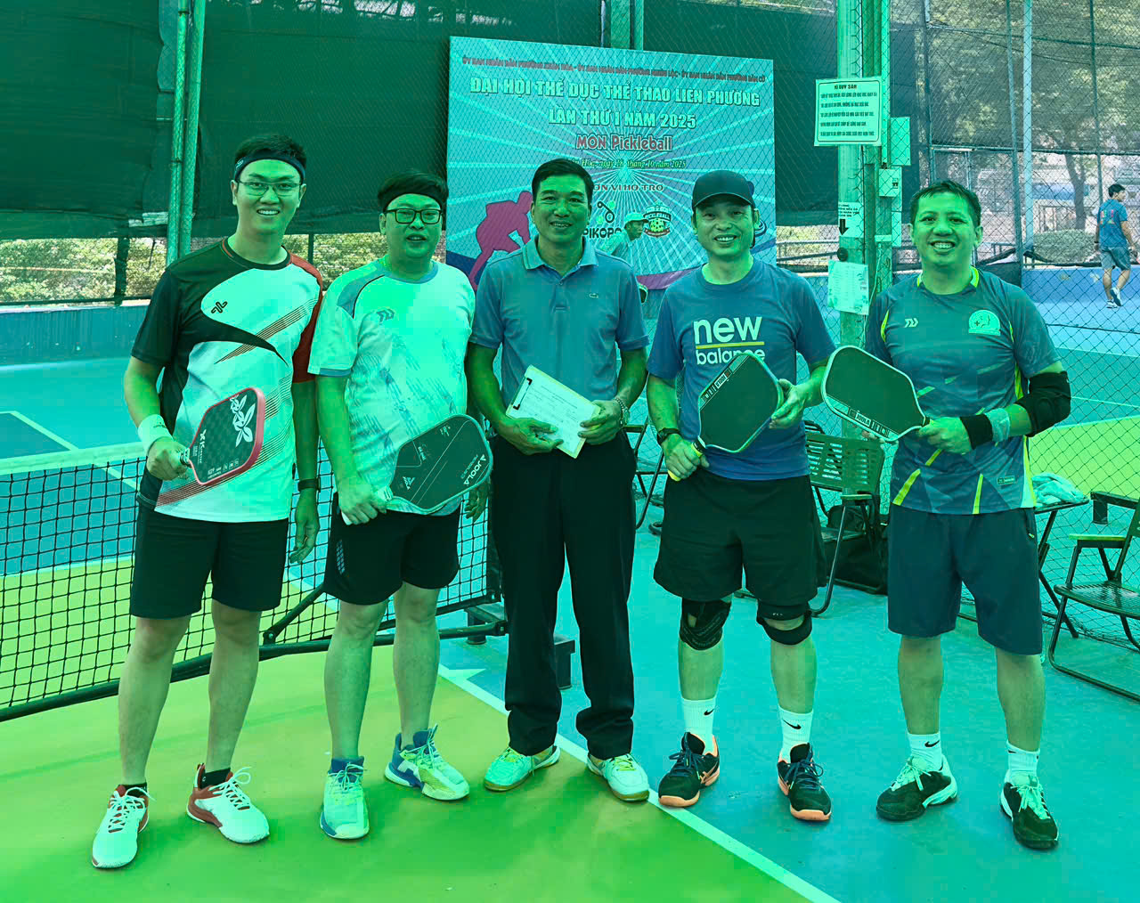 Pickleball mở màn nóng bỏng Đại hội Thể dục thể thao liên phường lần I-2025 - Ảnh 3.