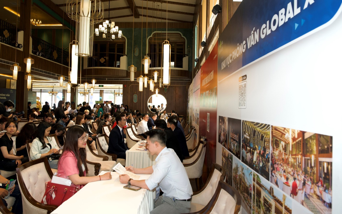 Sôi động mùa tuyển dụng cuối năm tại Hội thảo Nhân tài NovaGroup 2025 - Ảnh 5.