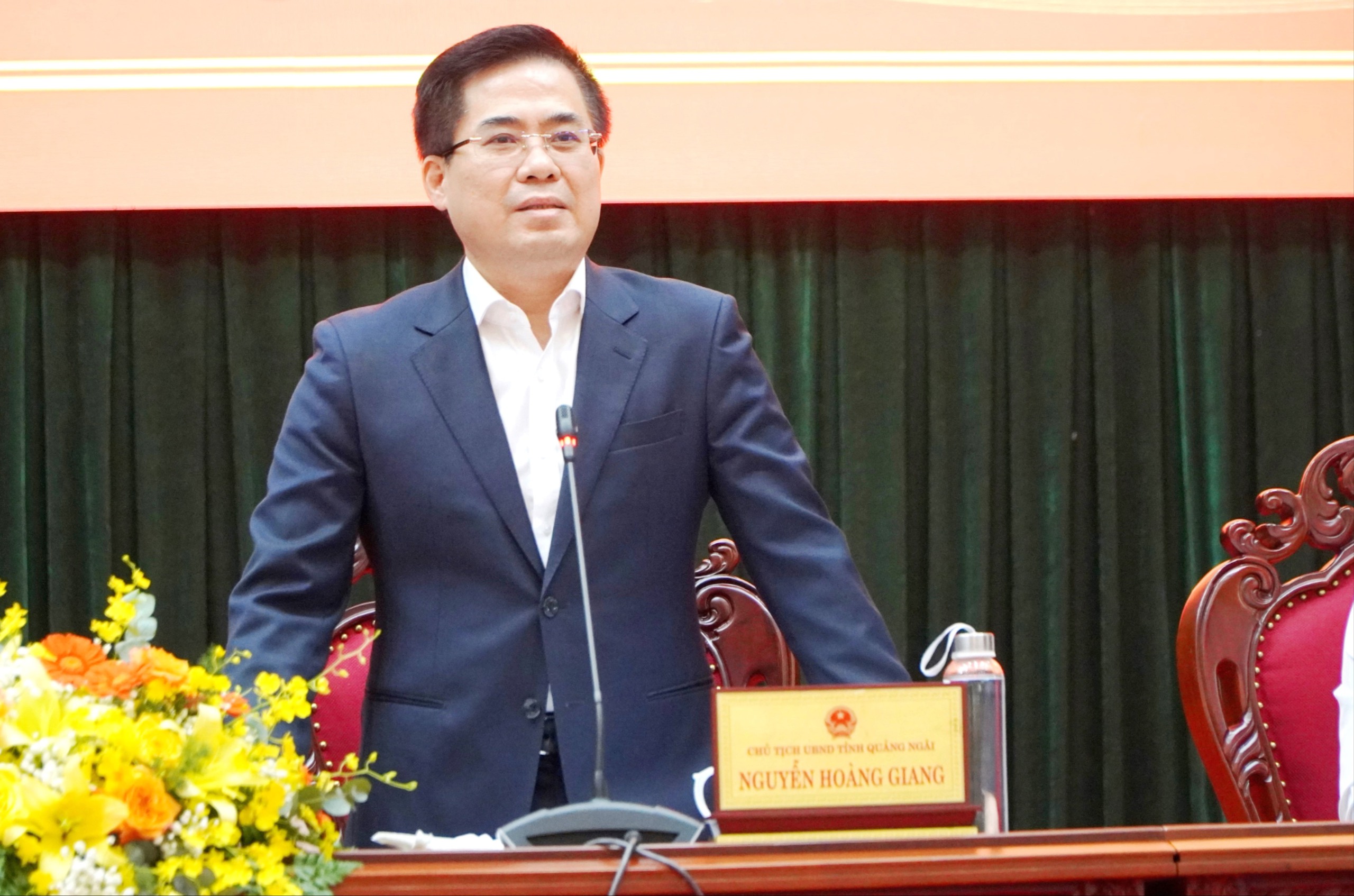 Chủ tịch tỉnh Quảng Ngãi: Sẽ xử nghiêm người đứng đầu không hoàn thành nhiệm vụ - Ảnh 1.