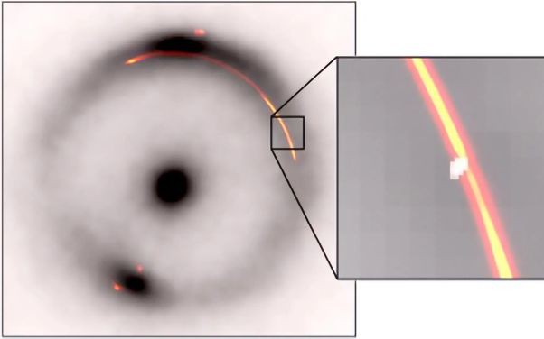 Vừa hoạt động, đài quan sát Mỹ đã nhìn thấy một thứ rất kỳ lạ - Ảnh 2.