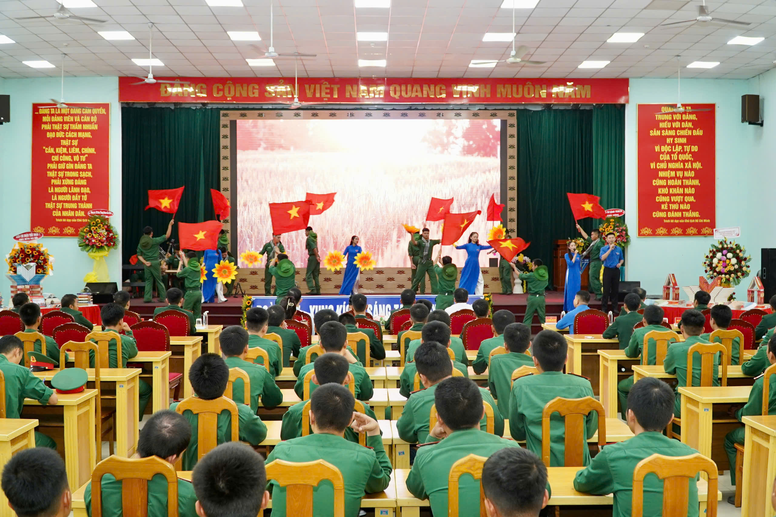 Đoàn cơ sở Trung đoàn Gia Định tổ chức Đại hội Đại biểu nhiệm kỳ 2025-2030 - Ảnh 2.