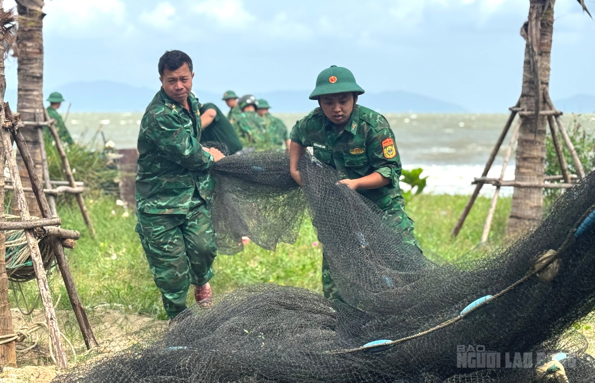 Đà Nẵng khẩn trương ứng phó bão số 12 Fengshen và mưa lớn sắp tới - Ảnh 1. Đà Nẵng khẩn trương ứng phó bão số 12 Fengshen và mưa lớn sắp tới - Ảnh 1.