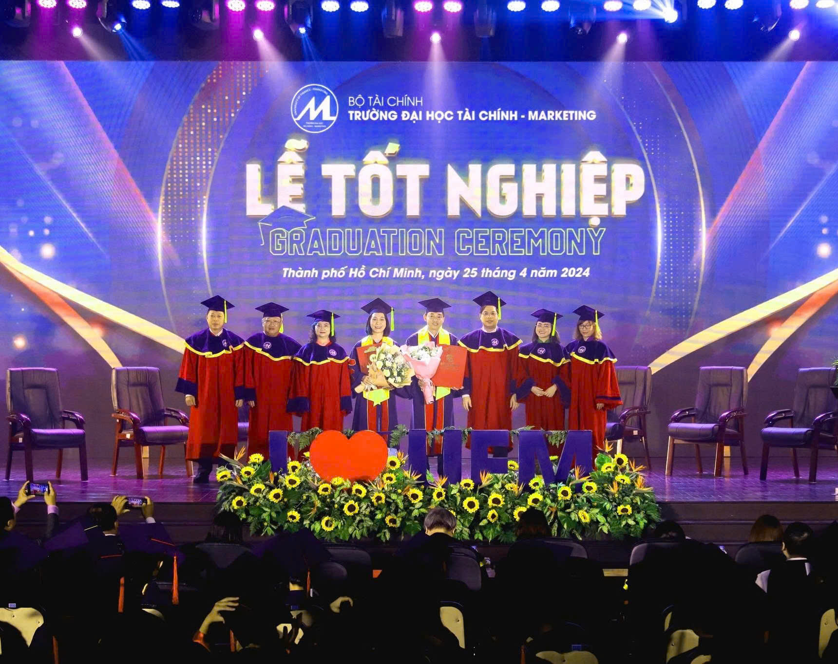 Vì sao hiếm sinh viên tốt nghiệp loại giỏi học thẳng lên tiến sĩ? - Ảnh 1. Vì sao hiếm sinh viên tốt nghiệp loại giỏi học thẳng lên tiến sĩ? - Ảnh 1.