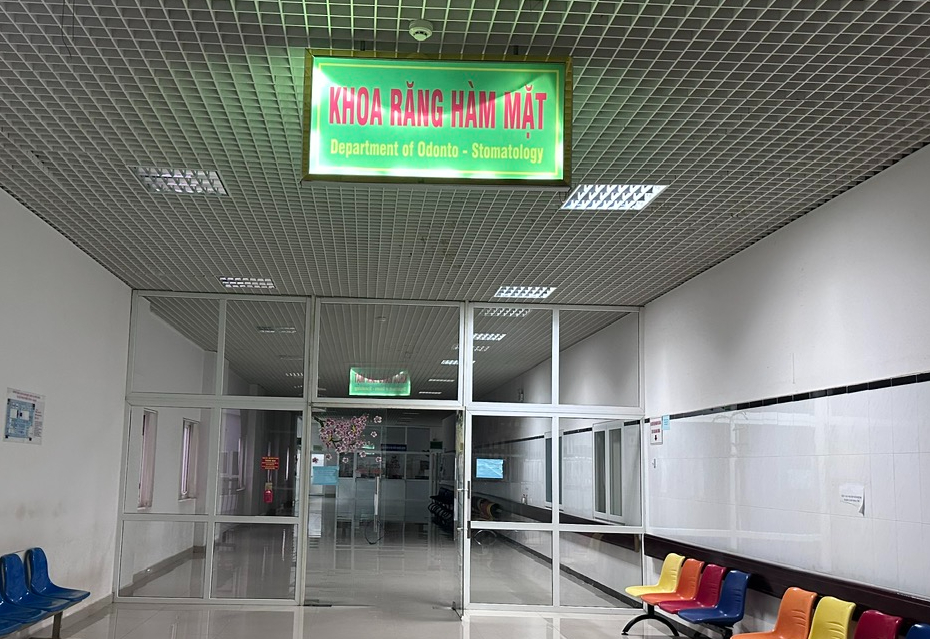 Bệnh viện Đa khoa vùng Tây Nguyên tháo gỡ camera phòng khám Vì mâu thuẫn nội bộ - Ảnh 1. Bệnh viện Đa khoa vùng Tây Nguyên tháo gỡ camera phòng khám Vì mâu thuẫn nội bộ - Ảnh 1.