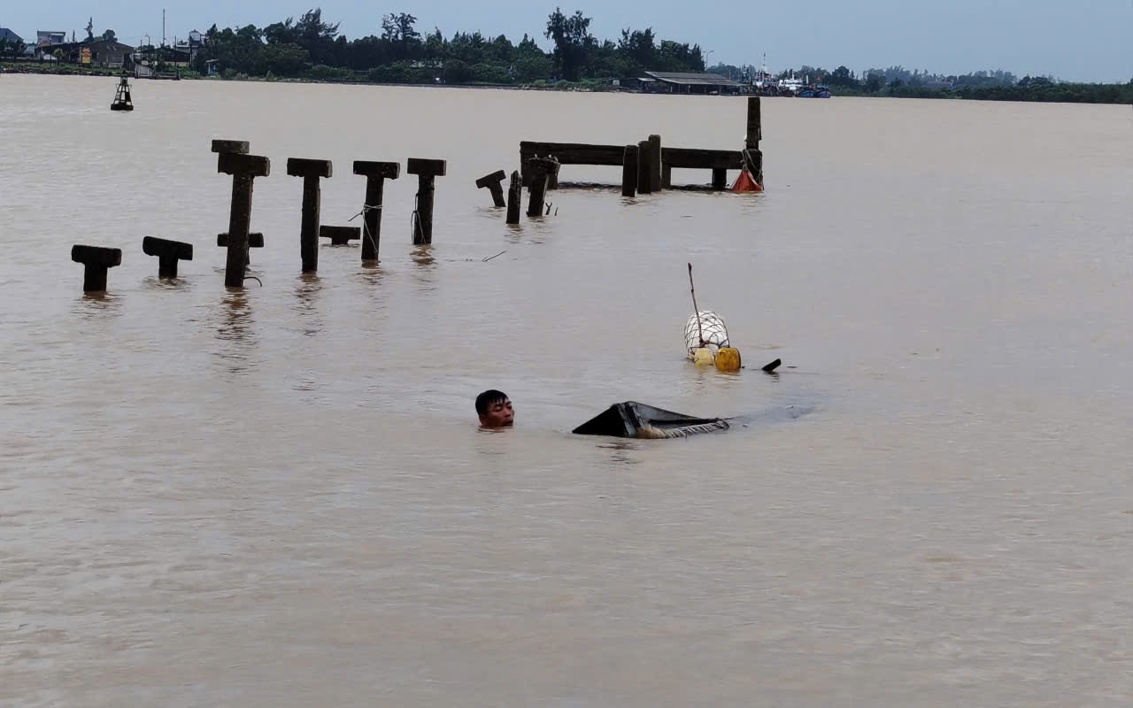Dự báo thời điểm gió mạnh , mưa lớn do bão số 12 Fengshen ảnh hưởng miền Trung - Ảnh 2.