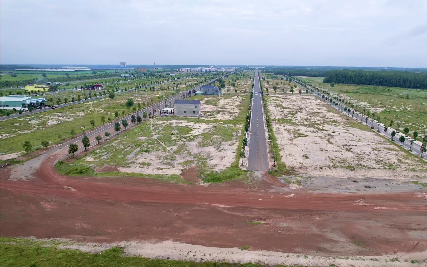 Doanh nghiệp đề xuất chuyển đổi hình thức đầu tư đường cao tốc Gia Nghĩa - Chơn Thành - Ảnh 2.