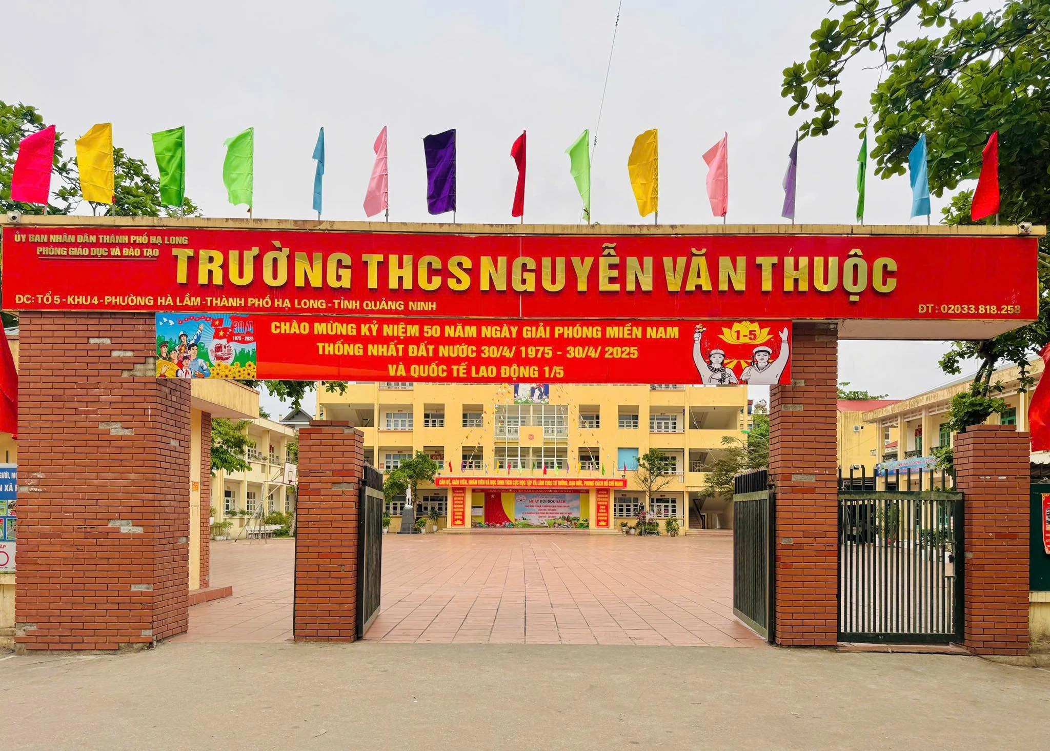 Cách chức Hiệu trưởng chỉ đạo sửa điểm học sinh từ yếu lên giỏi ở Quảng Ninh - Ảnh 1.