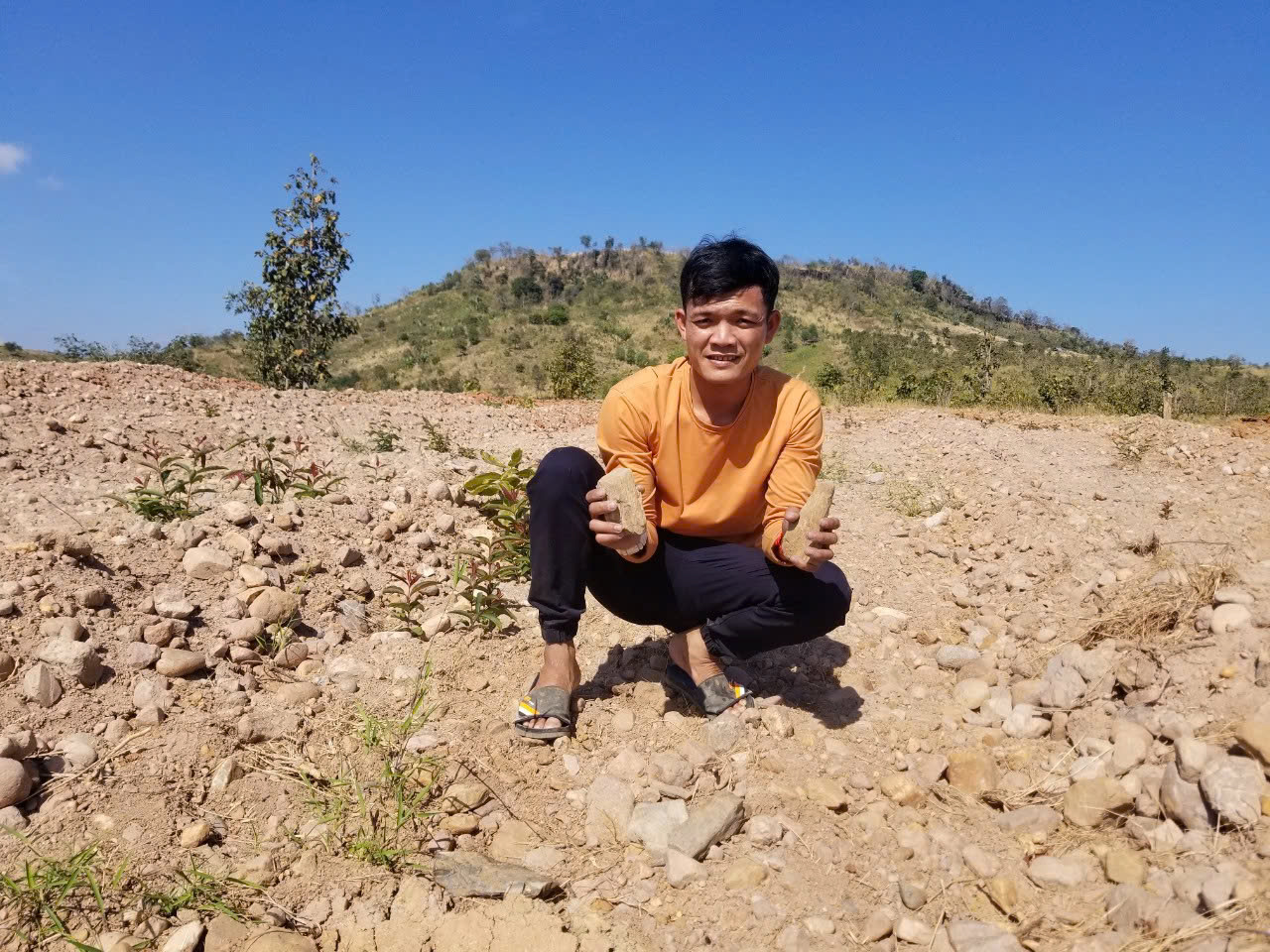 Kho báu trong lòng núi Chư A Thai - Ảnh 15.