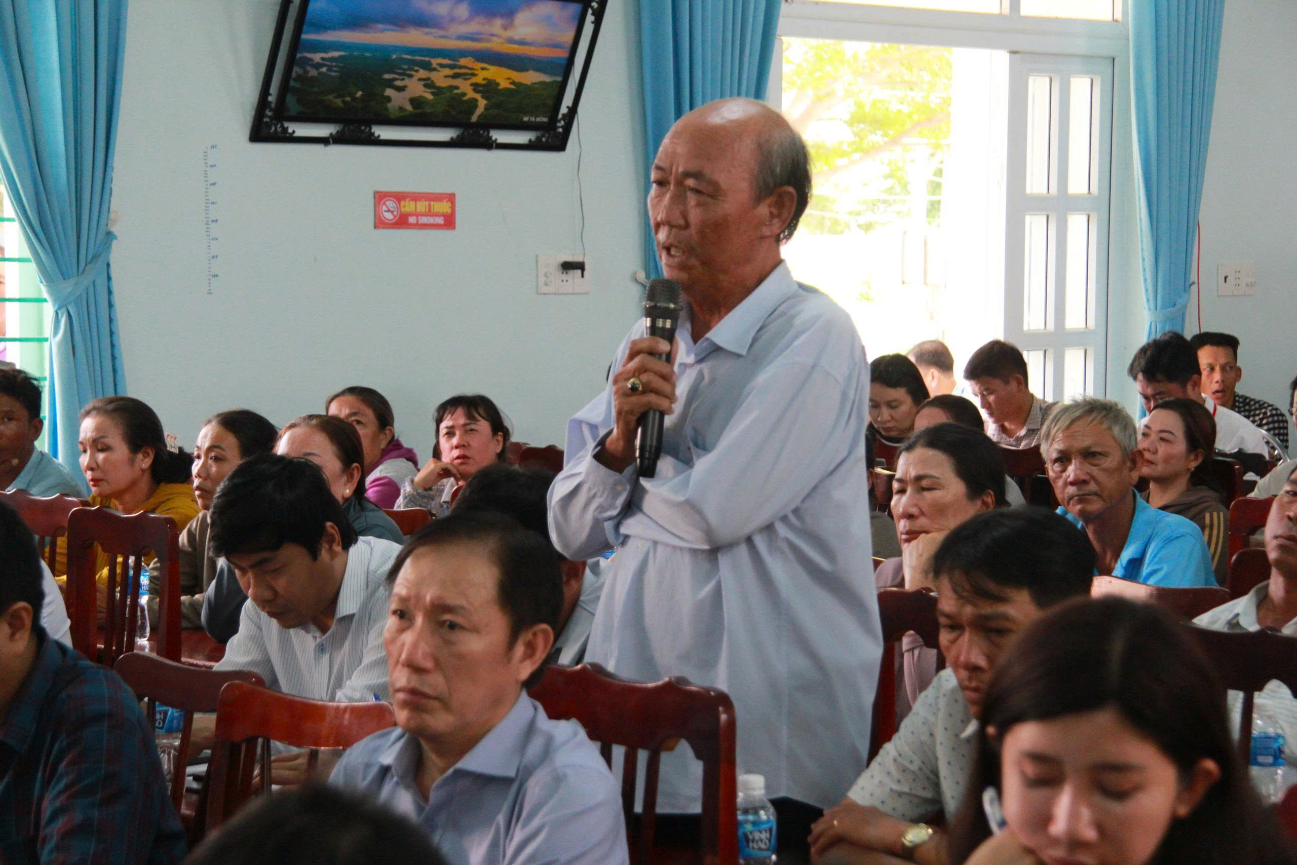 Khánh Hòa lắng nghe dân góp ý vị trí tái định cư dự án điện hạt nhân Ninh Thuận 2 - Ảnh 2.
