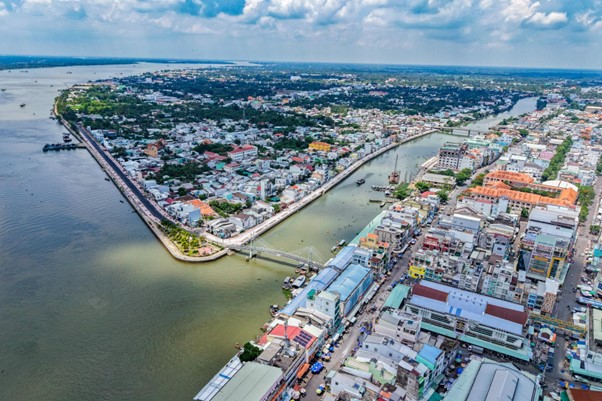 Vĩnh Long phát triển hạ tầng kết nối, tạo động lực cho tăng trưởng - Ảnh 1.
