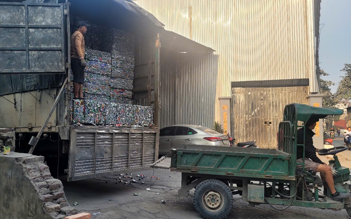 Chất lượng không khí Hà Nội rất xấu nằm trong top 5 thành phố ô nhiễm nhất thế giới - Ảnh 2. Chất lượng không khí Hà Nội rất xấu nằm trong top 5 thành phố ô nhiễm nhất thế giới - Ảnh 2.