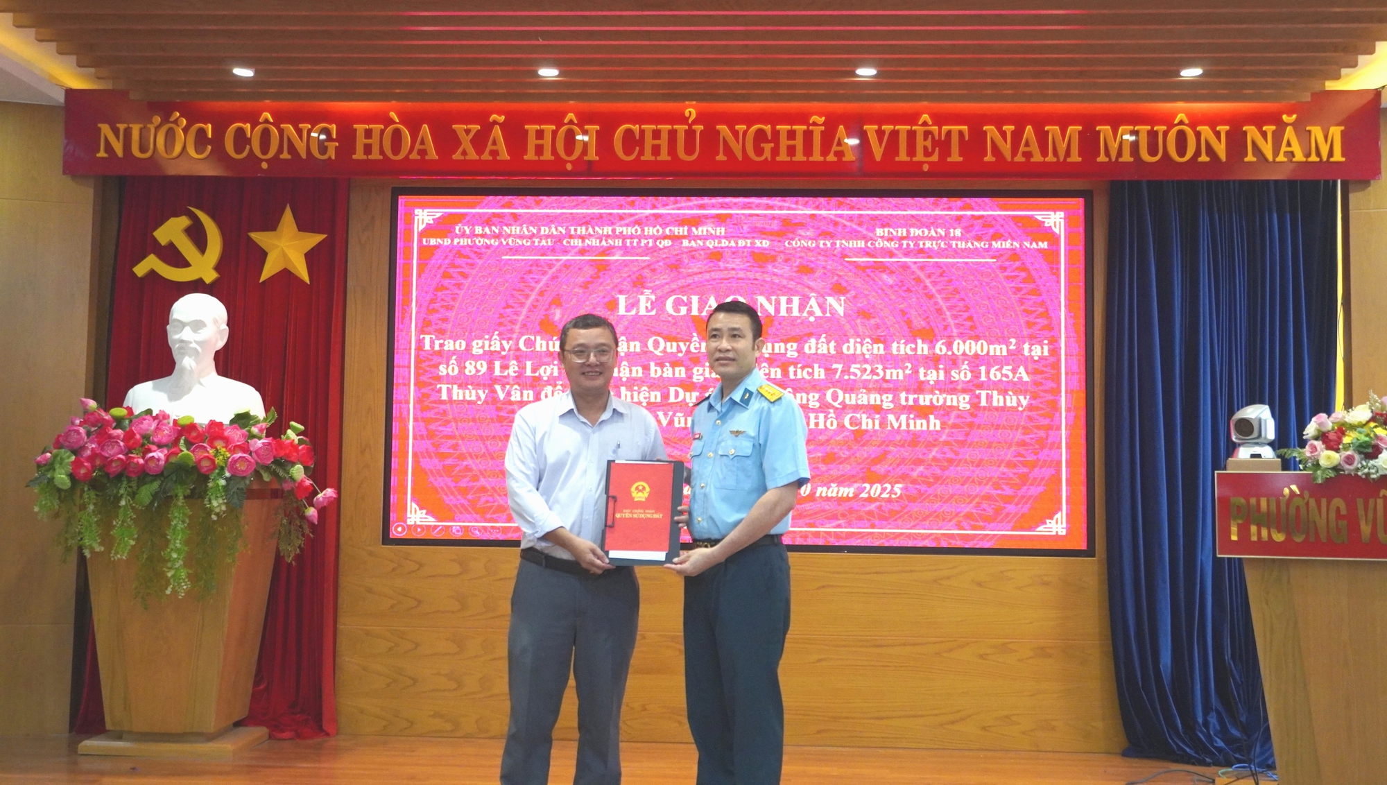 Bộ Quốc phòng bàn giao hơn 7.500m2 đất cho phường Vũng Tàu để làm dự án - Ảnh 1.
