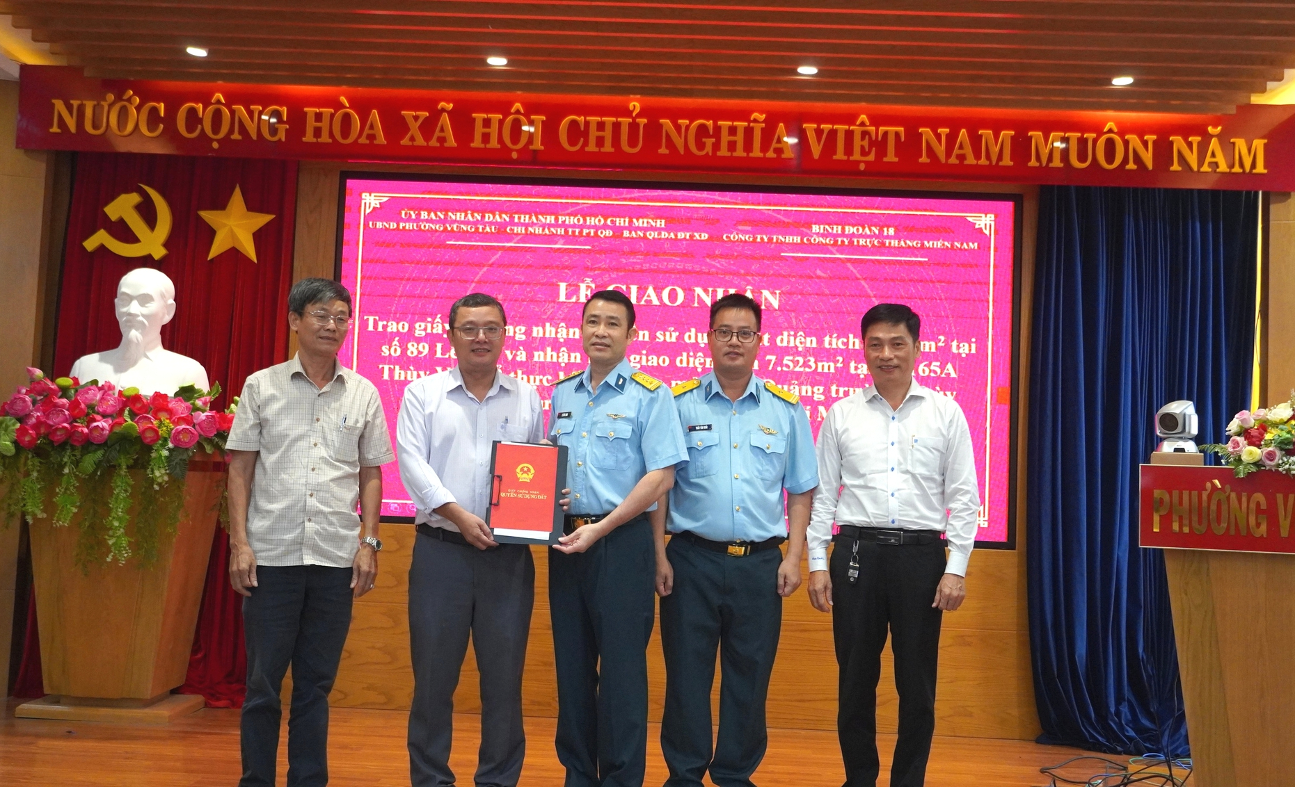 Bộ Quốc phòng bàn giao hơn 7.500m2 đất cho phường Vũng Tàu để làm dự án - Ảnh 2.