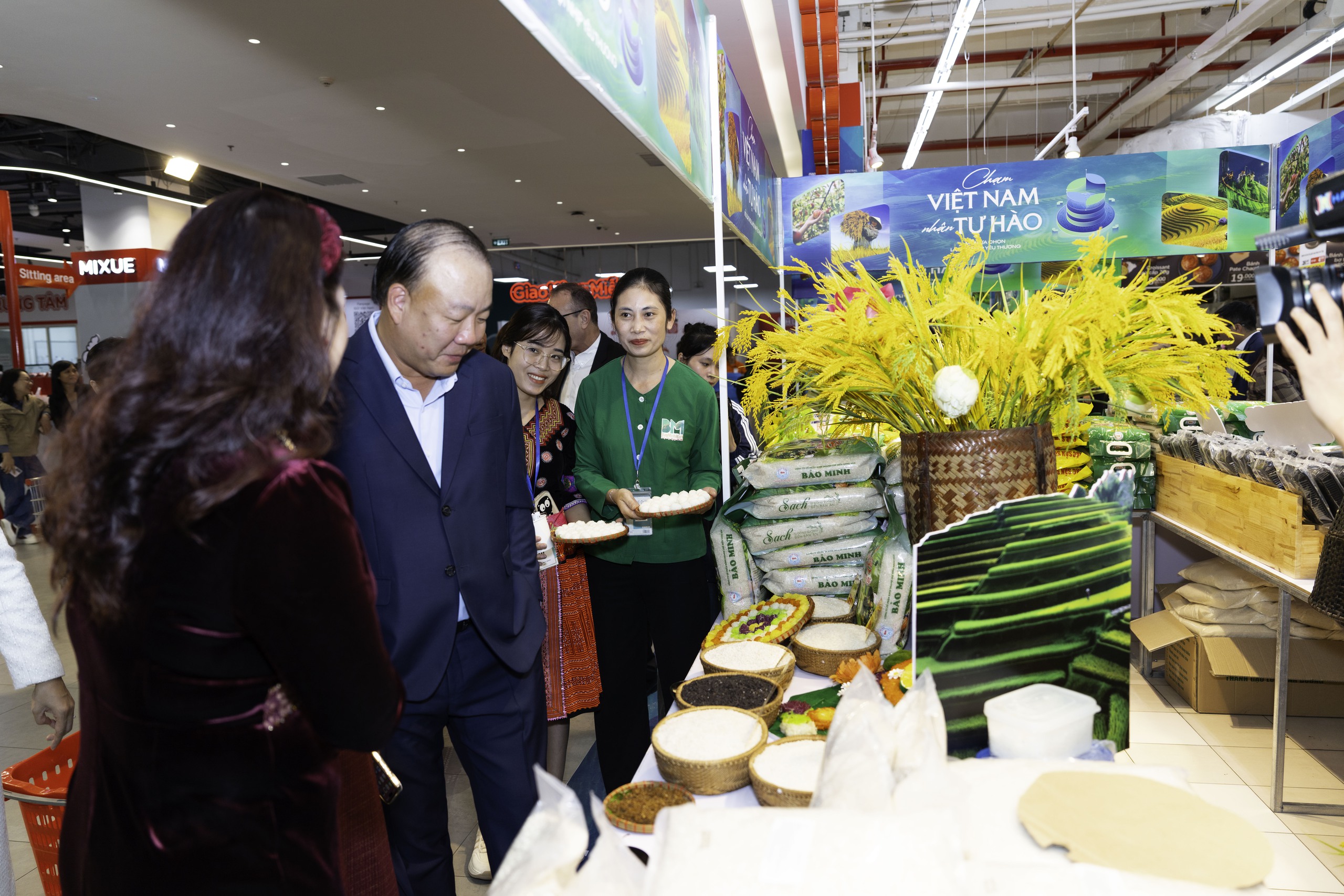 Vinh danh 20 thương hiệu nông sản Việt Nam - Ảnh 1.