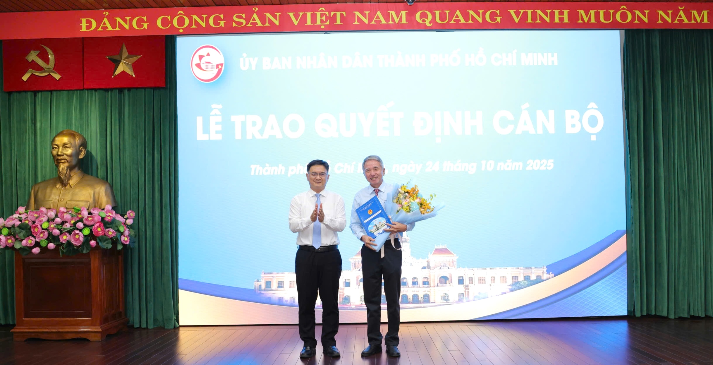 UBND TP HCM bổ nhiệm lãnh đạo mới tại Công ty Cây xanh và Thanh niên xung phong - Ảnh 3.