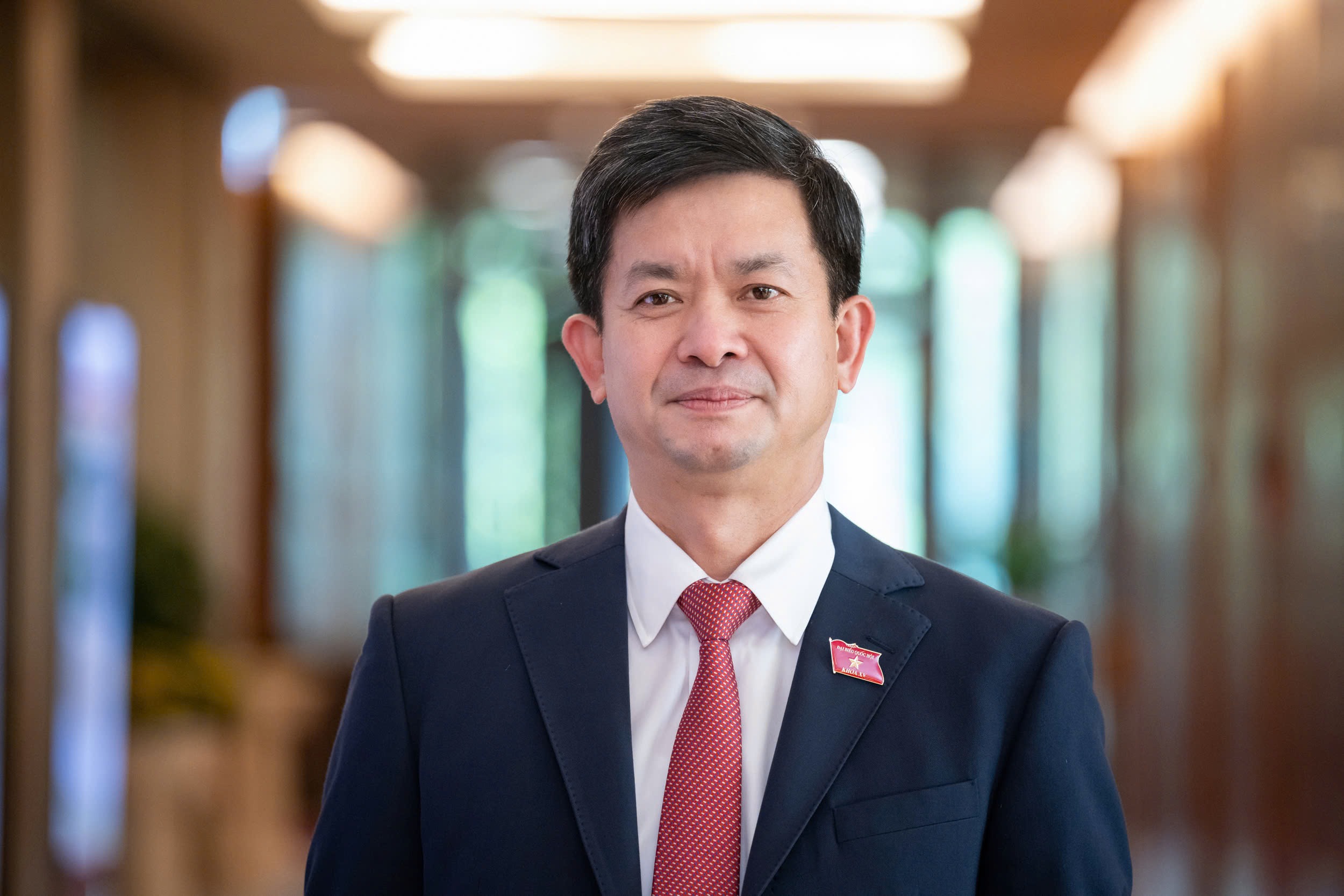 - Ảnh 1. miễn nhiệm ông lê quang tùng - Ảnh 1.