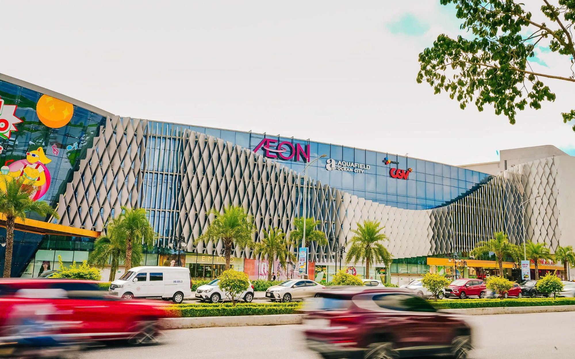 AEON hỗ trợ người dân bị ảnh hưởng bởi bão Matmo và Bualoi hơn 4,6 tỉ đồng - Ảnh 2.