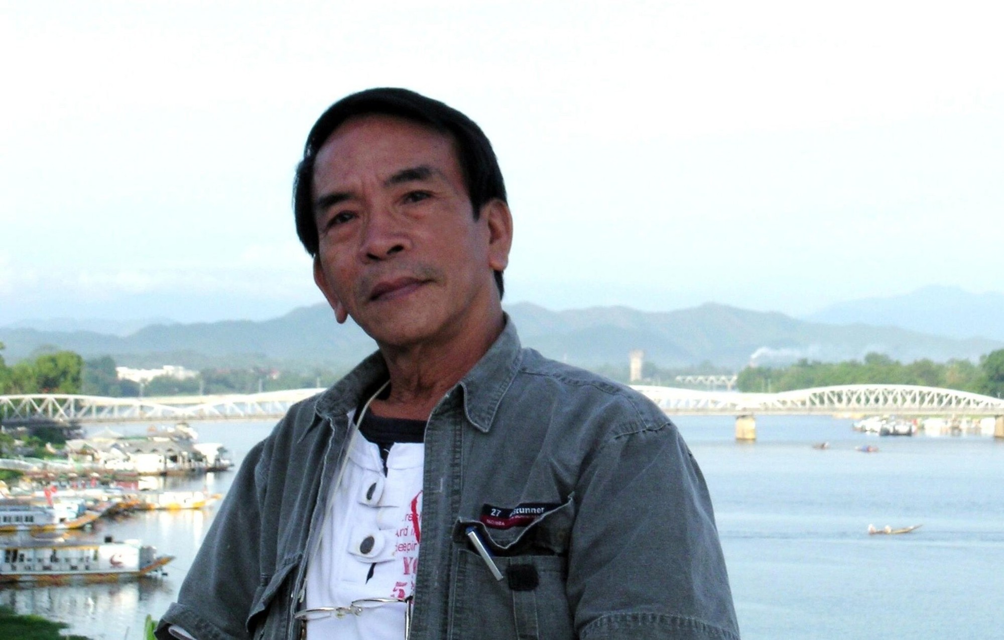 Đồng nghiệp văn chương tiếc thương Nhà văn Hoàng Phủ Ngọc Phan qua đời - Ảnh 1.