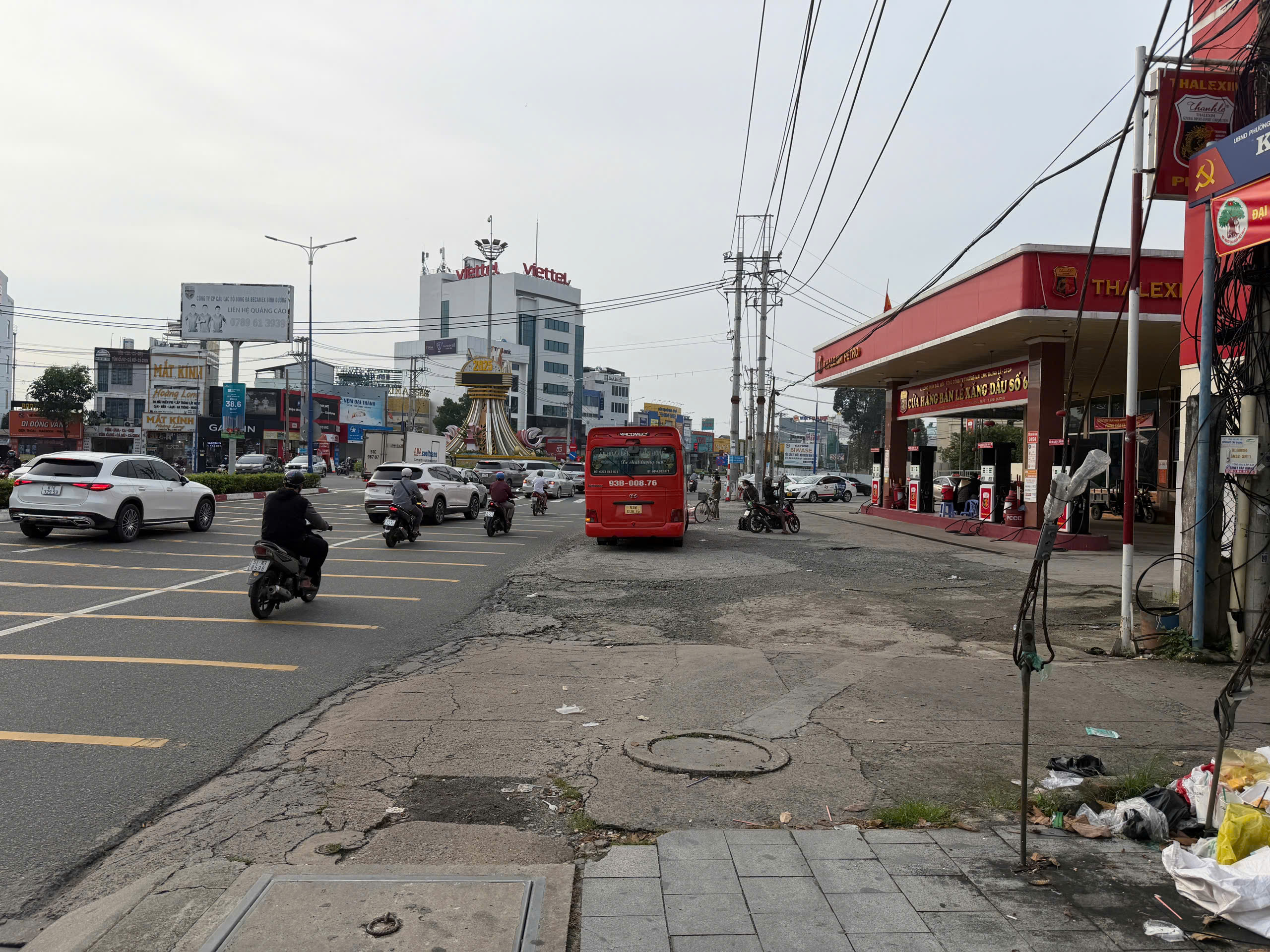 Vụ án mạng khó tin xảy ra tại một cây xăng ở TP HCM - Ảnh 1.