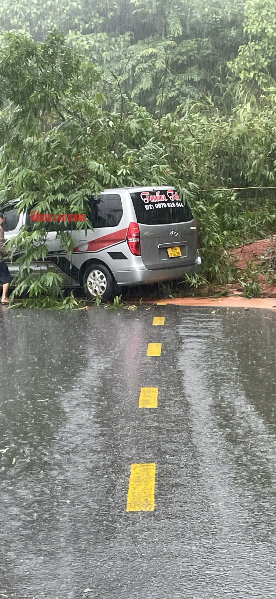 Thủy điện Sông Tranh 2 xả lũ lớn , Đà Nẵng lo ngập sâu - Ảnh 1. Thủy điện Sông Tranh 2 xả lũ lớn , Đà Nẵng lo ngập sâu - Ảnh 1.