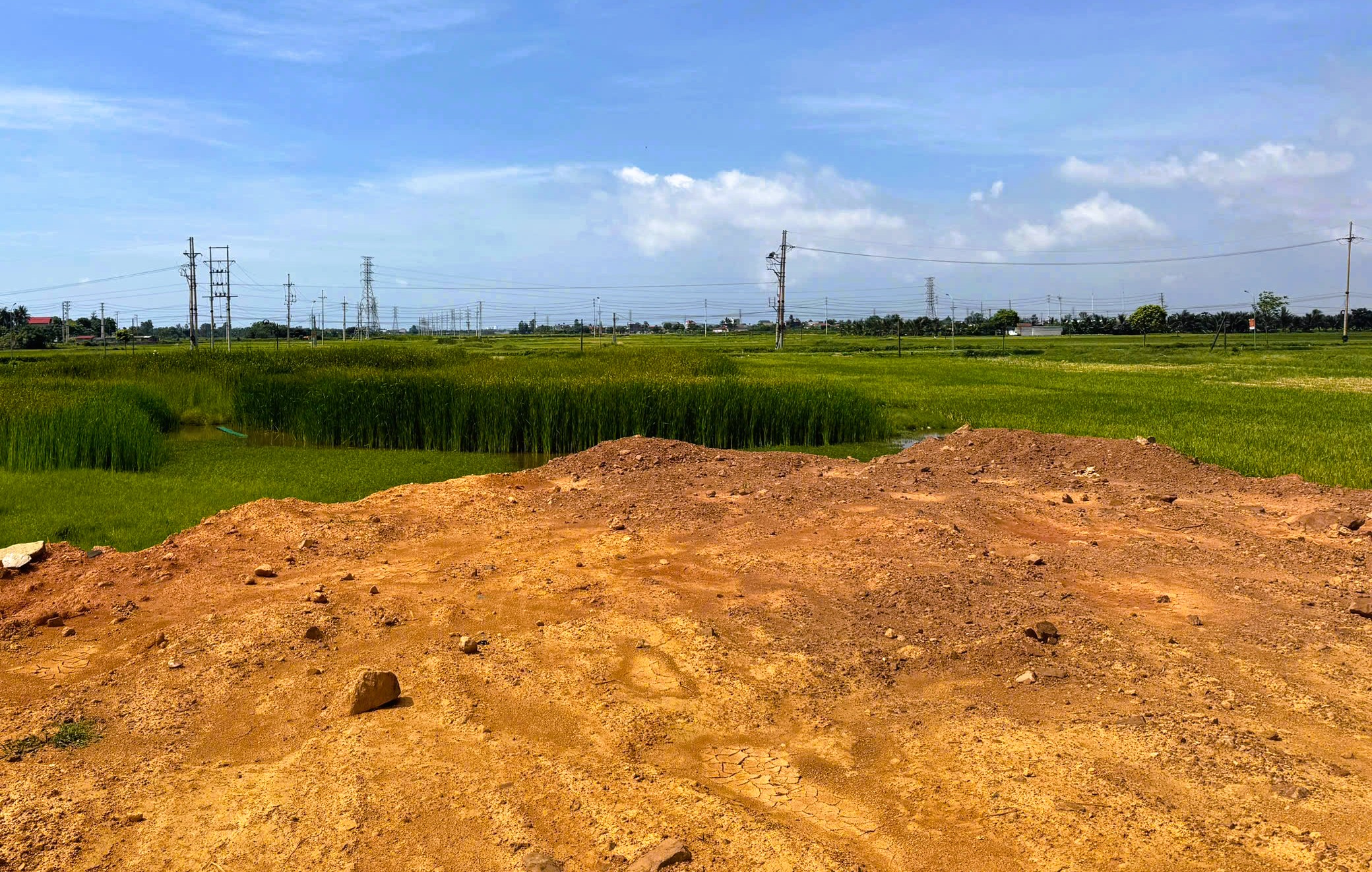 Thanh Hóa "siết" các dự án đầu tư công chưa cần thiết, thiếu vốn - Ảnh 1.